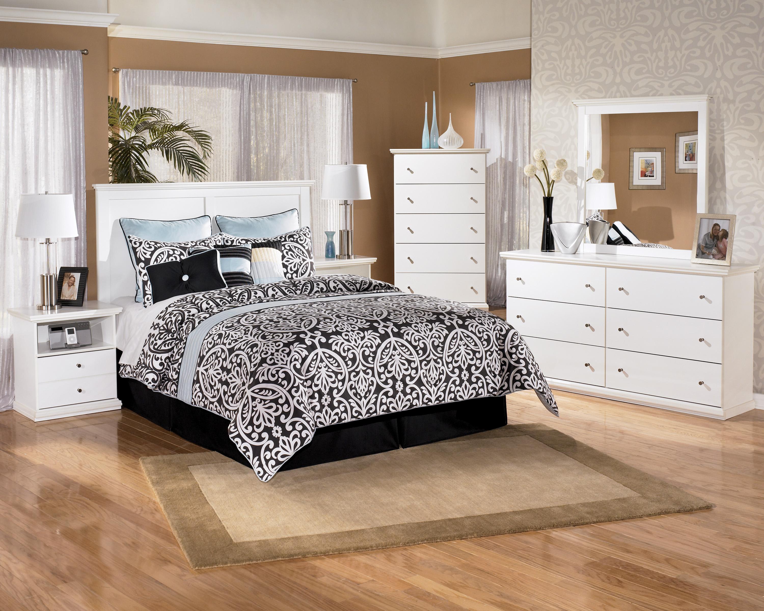 Ashley white store bedroom sets